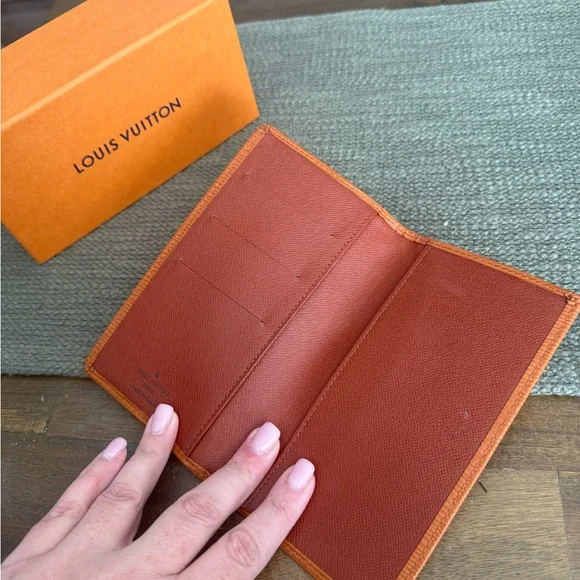 Louis Vuitton Orange Epi Leather Card Holder - Picture 3 of 5